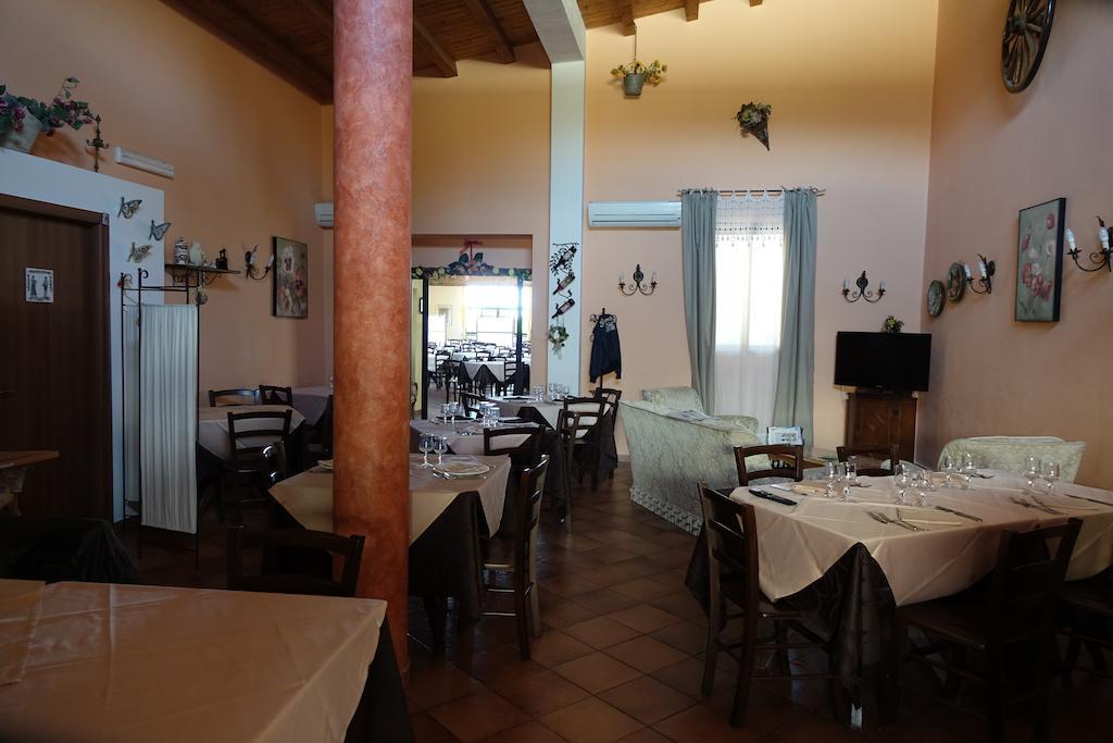 Il Giardino Del Sole Villa Agnone Bagni Exteriör bild