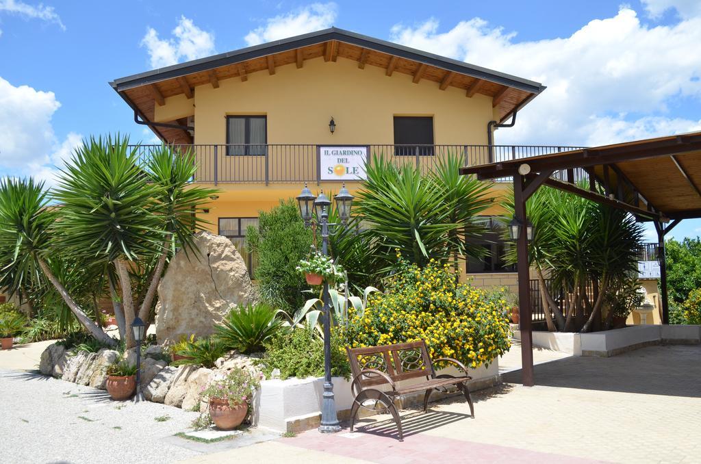 Il Giardino Del Sole Villa Agnone Bagni Exteriör bild
