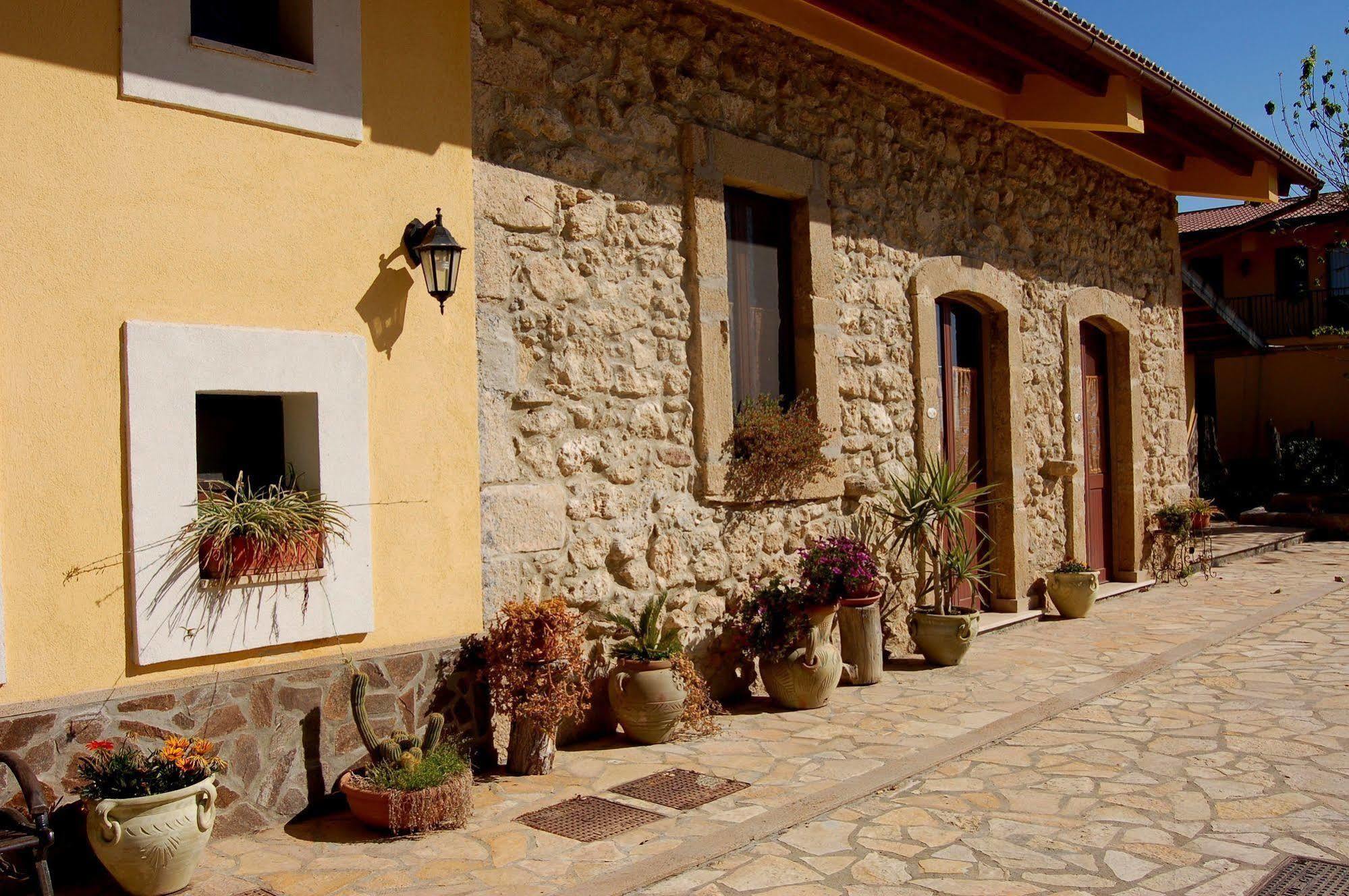 Il Giardino Del Sole Villa Agnone Bagni Exteriör bild